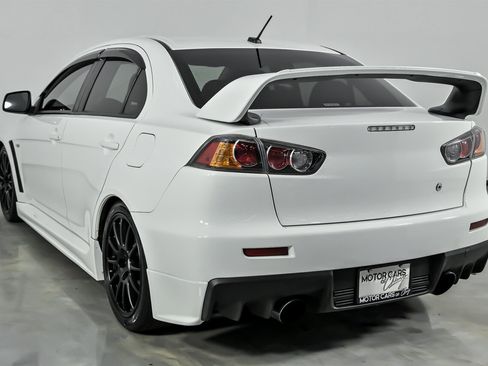 Used 2014 Mitsubishi Lancer Evolution GSR image 10