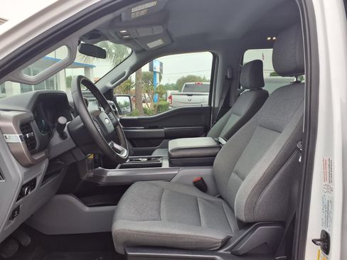 Used 2025 Ford F150 XLT w/ Equipment Group 301A Standard AWD/4WD image 17