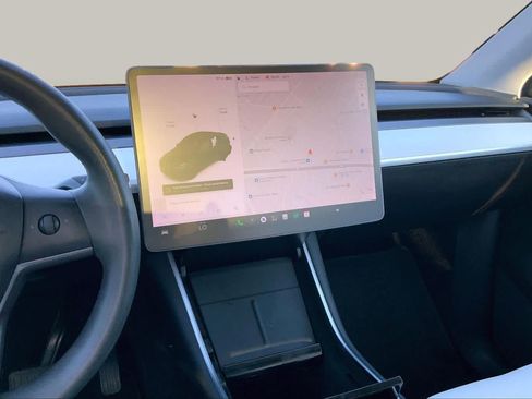 Used 2020 Tesla Model Y Long Range AWD/4WD image 6
