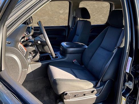 Used 2012 Chevrolet Suburban LS w/ Convenience Package 1 image 19