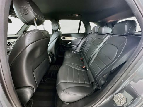 Used 2019 Mercedes-Benz GLC 300 image 24