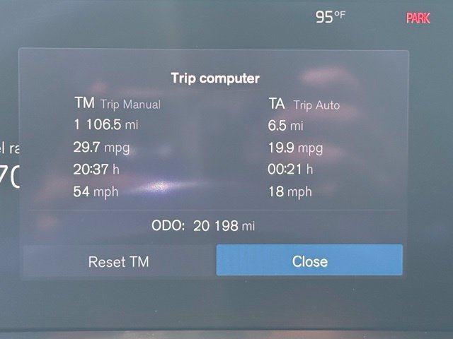 Certified 2023 Volvo XC60 B5 Plus w/ Climate Package AWD/4WD image 42