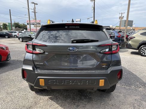 Used 2024 Subaru Crosstrek 2.5i Wilderness w/ Crosstrek Mirror Package AWD/4WD image 4
