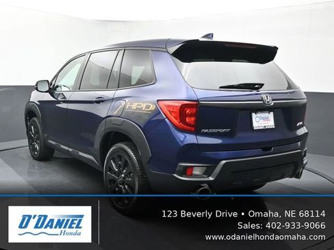 Used 2023 Honda Passport EX-L image 4