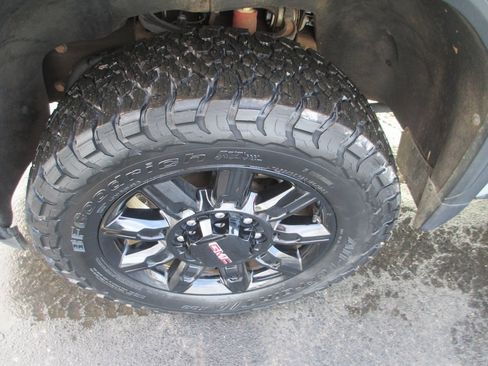 Certified 2024 GMC Sierra 2500 AT4 w/ AT4 Premium Plus Package image 14