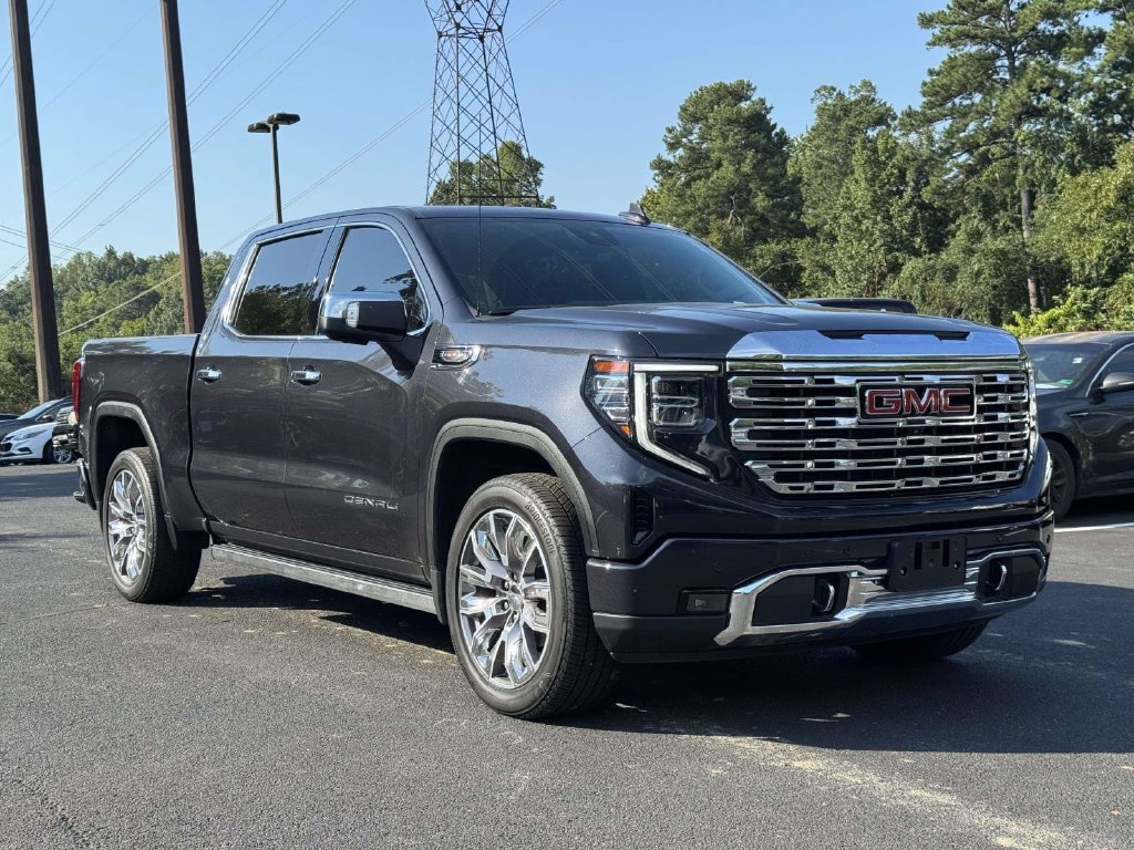 Used 2023 GMC Sierra 1500 Denali AWD/4WD image 2
