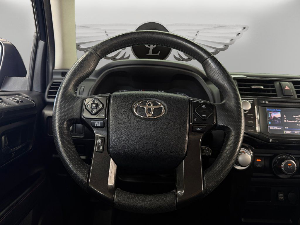 Used 2019 Toyota 4Runner TRD Off-Road AWD/4WD image 12
