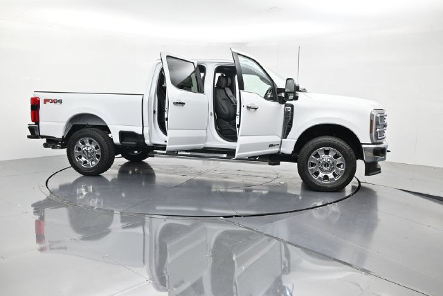 New 2026 Ford F350 Lariat w/ Chrome Package AWD/4WD image 56