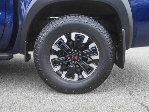 Used 2022 Nissan Frontier Pro-X w/ Technology Package image 10