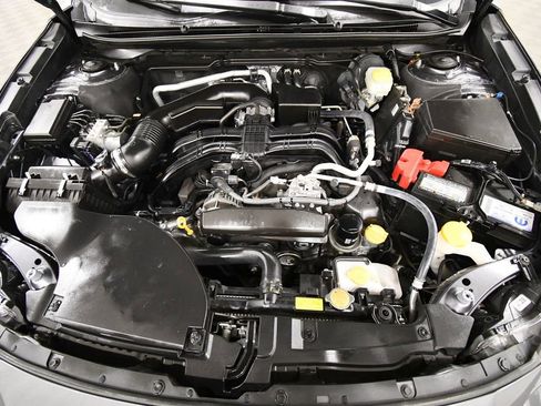 Used 2025 Subaru Outback Limited AWD/4WD image 12