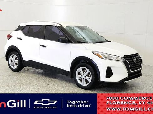 Used 2023 Nissan Kicks S FWD image 1