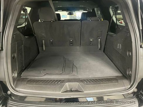 Used 2023 Chevrolet Suburban LS image 15