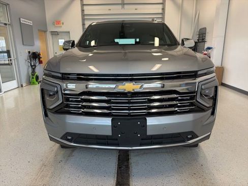 New 2026 Chevrolet Suburban Premier AWD/4WD image 12