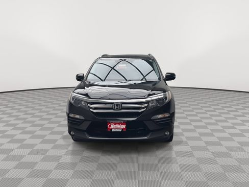 Used 2018 Honda Pilot Elite image 37