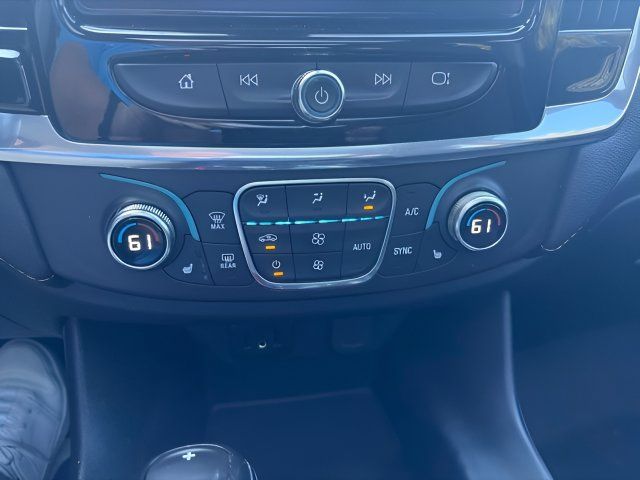 Used 2019 Chevrolet Traverse LT w/ LT Premium Package AWD/4WD image 17