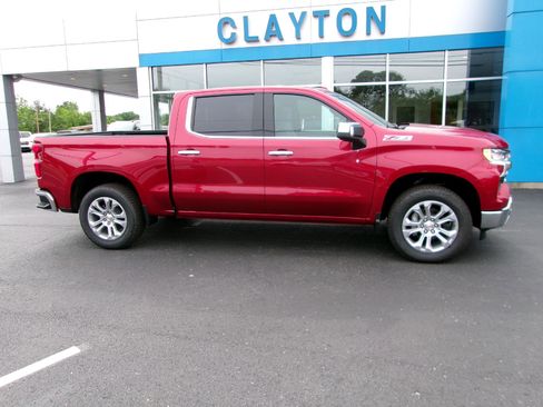 New 2026 Chevrolet Silverado 1500 LTZ w/ LTZ Premium Package AWD/4WD image 1