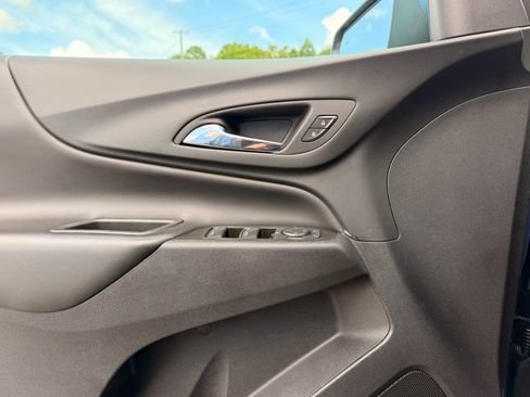 Used 2024 Chevrolet Equinox LT AWD/4WD image 7