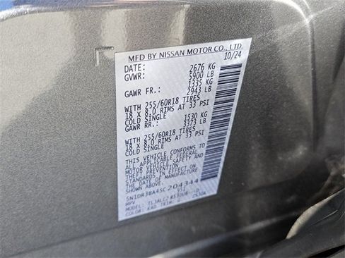 Used 2025 Nissan Pathfinder SV image 19