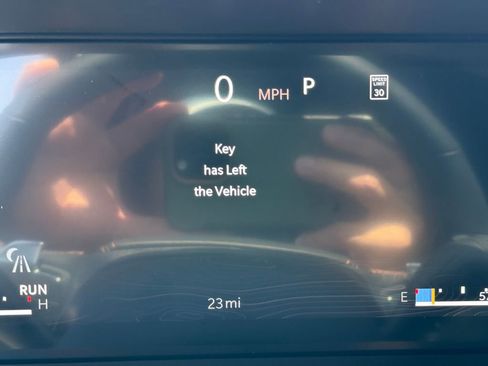 New 2026 Jeep Grand Cherokee L Summit w/ Obsidian Package AWD/4WD image 17