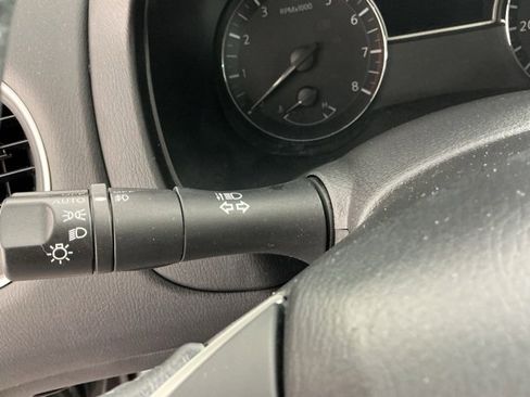 Used 2017 Nissan Pathfinder SL w/ SL Premium Package image 29