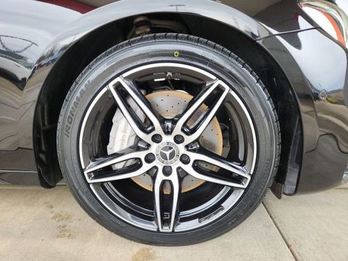 Used 2019 Mercedes-Benz E 450 4MATIC Sedan image 9