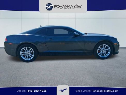 Used 2015 Chevrolet Camaro LT RWD image 4