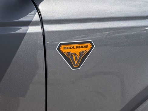New 2026 Ford Bronco Badlands AWD/4WD image 17