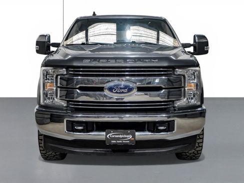 Used 2019 Ford F350 Lariat w/ Chrome Package AWD/4WD image 3