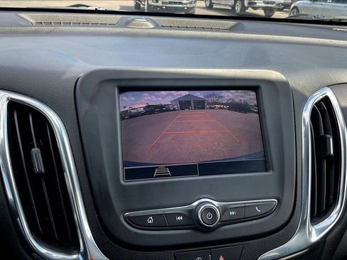 Used 2024 Chevrolet Equinox LT w/ LPO, Floor Liner Package image 17