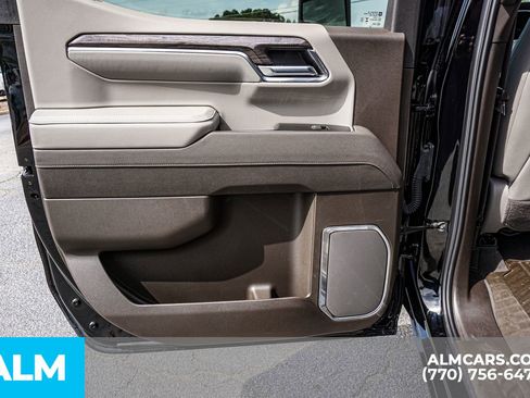 Used 2025 Chevrolet Silverado 1500 LTZ w/ LTZ Convenience Package II RWD image 57
