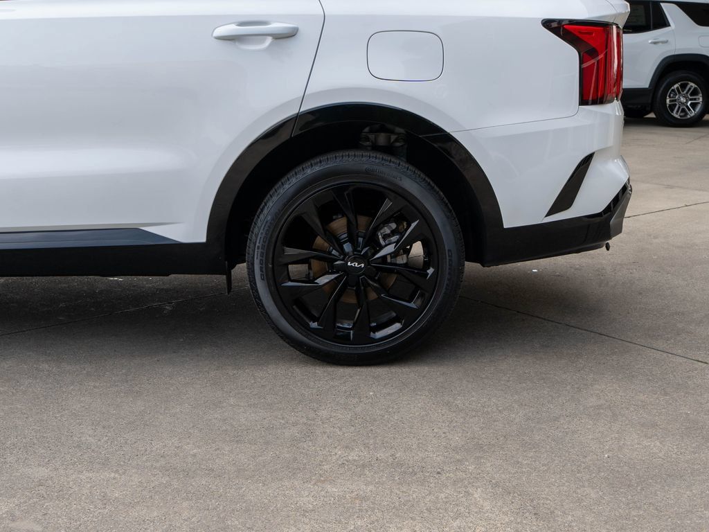 Certified 2023 Kia Sorento SX AWD/4WD image 30