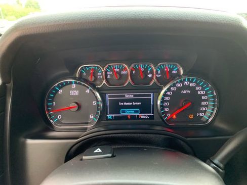 Used 2018 Chevrolet Suburban Premier AWD/4WD image 20