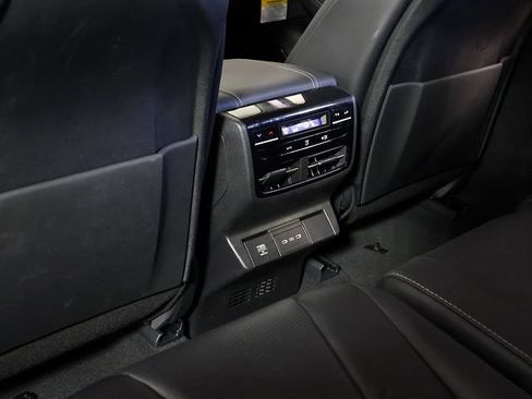 Certified 2026 Acura MDX SH-AWD w/ Technology Package image 16