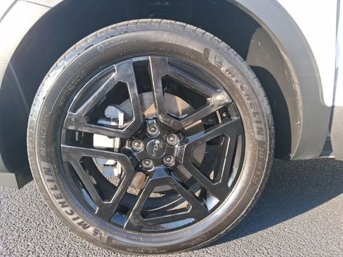 Used 2025 Kia Telluride SX X-Line image 20