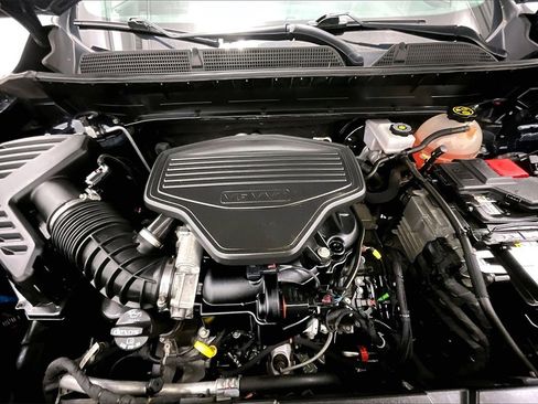 Used 2021 GMC Acadia SLE image 9