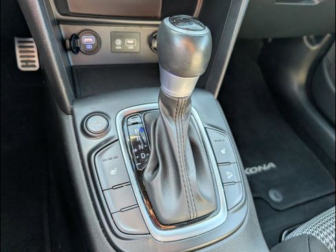 Used 2021 Hyundai Kona Night image 21