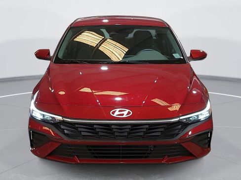 Certified 2025 Hyundai Elantra Hybrid FWD image 2