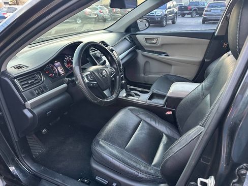 Used 2016 Toyota Camry SE image 24