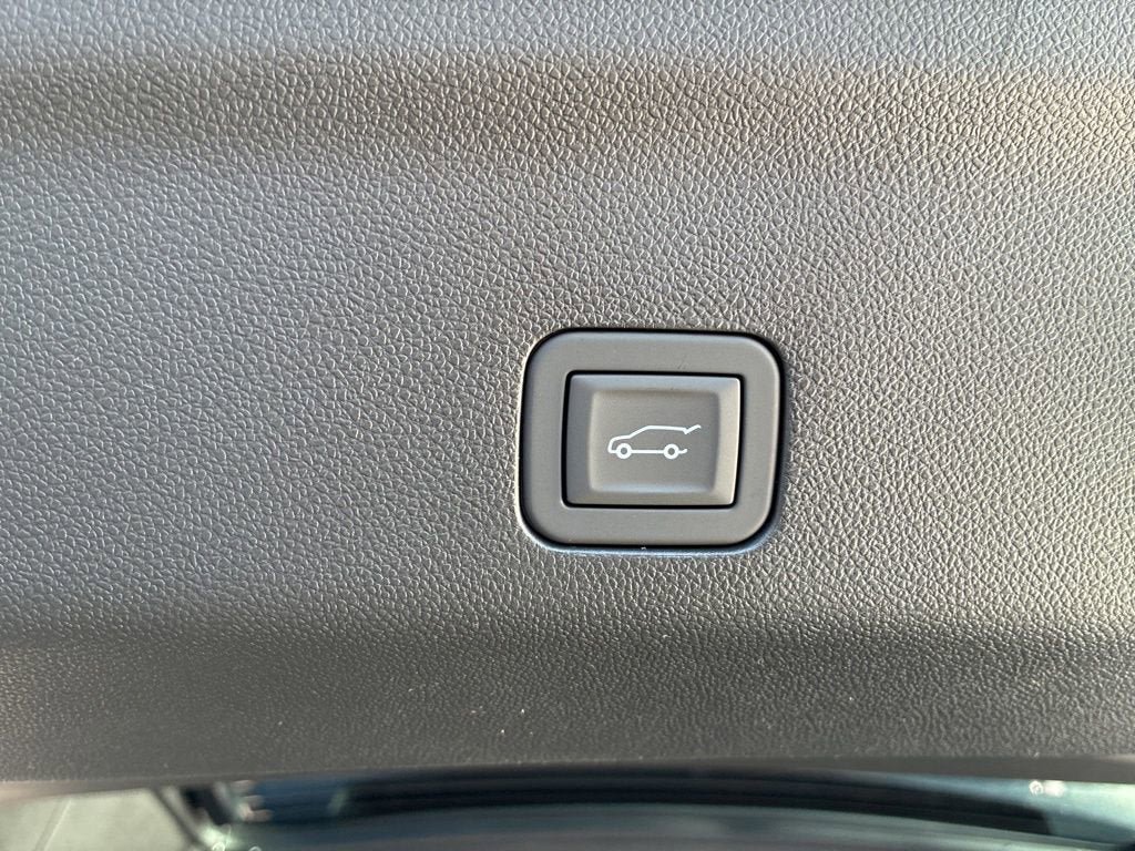 New 2026 Chevrolet Tahoe Premier w/ Sun And Tow Package AWD/4WD image 33