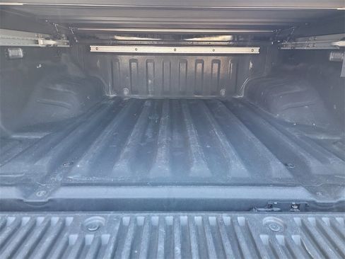 Used 2023 Nissan Frontier PRO-4X w/ Pro Convenience Package image 16