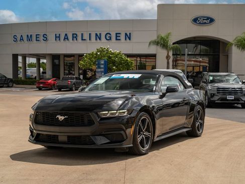 Used 2025 Ford Mustang Premium RWD image 1