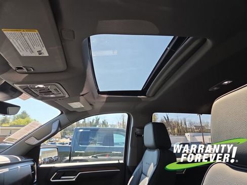New 2026 GMC Sierra 1500 Denali AWD/4WD image 13