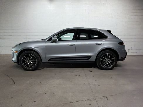 Certified 2026 Porsche Macan AWD/4WD image 2