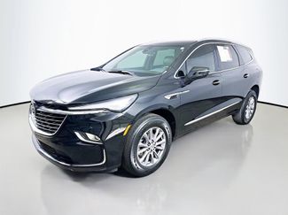 Used 2024 Buick Enclave Essence w/ Technology Package video 3