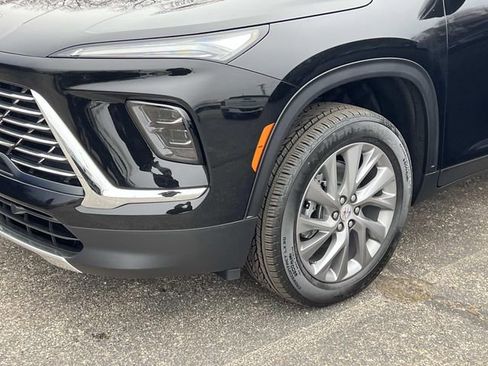 New 2026 Buick Enclave Preferred w/ Power Package image 9