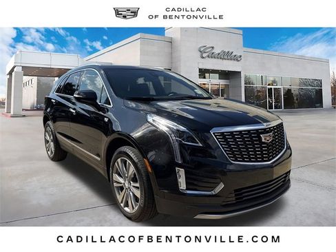 Certified 2025 Cadillac XT5 Premium Luxury image 1