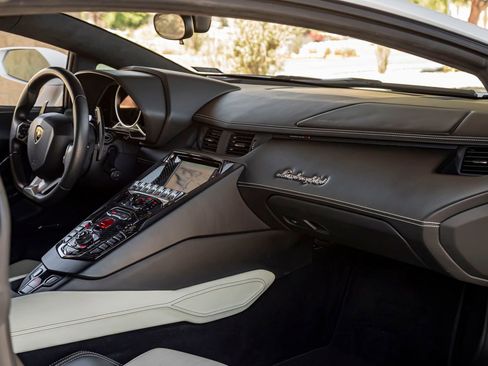 Used 2014 Lamborghini Aventador LP 700-4 AWD/4WD image 26
