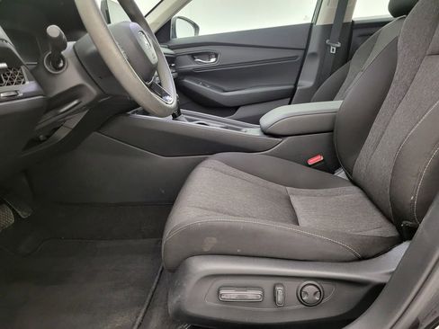 Used 2024 Honda Accord EX image 2