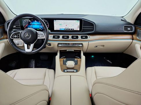 Certified 2023 Mercedes-Benz GLS 450 4MATIC image 24