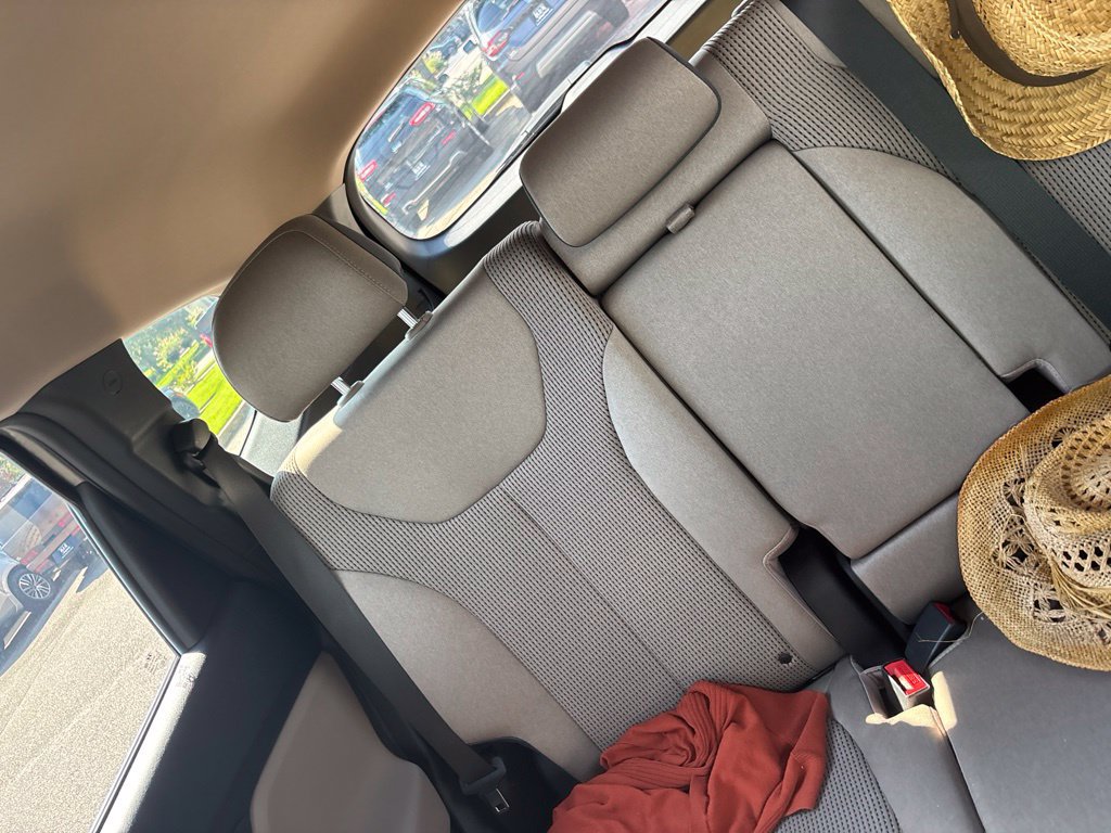 Used 2019 Hyundai Santa Fe SEL FWD image 21